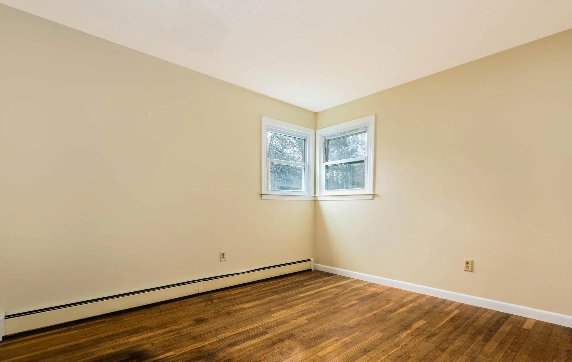 3 Mark Avenue Stratham NH 03885
