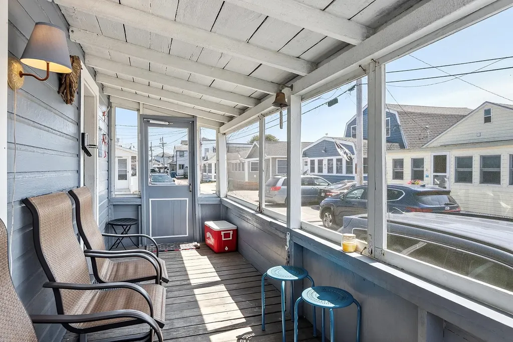 22-24 Perkins Avenue Hampton NH 03842