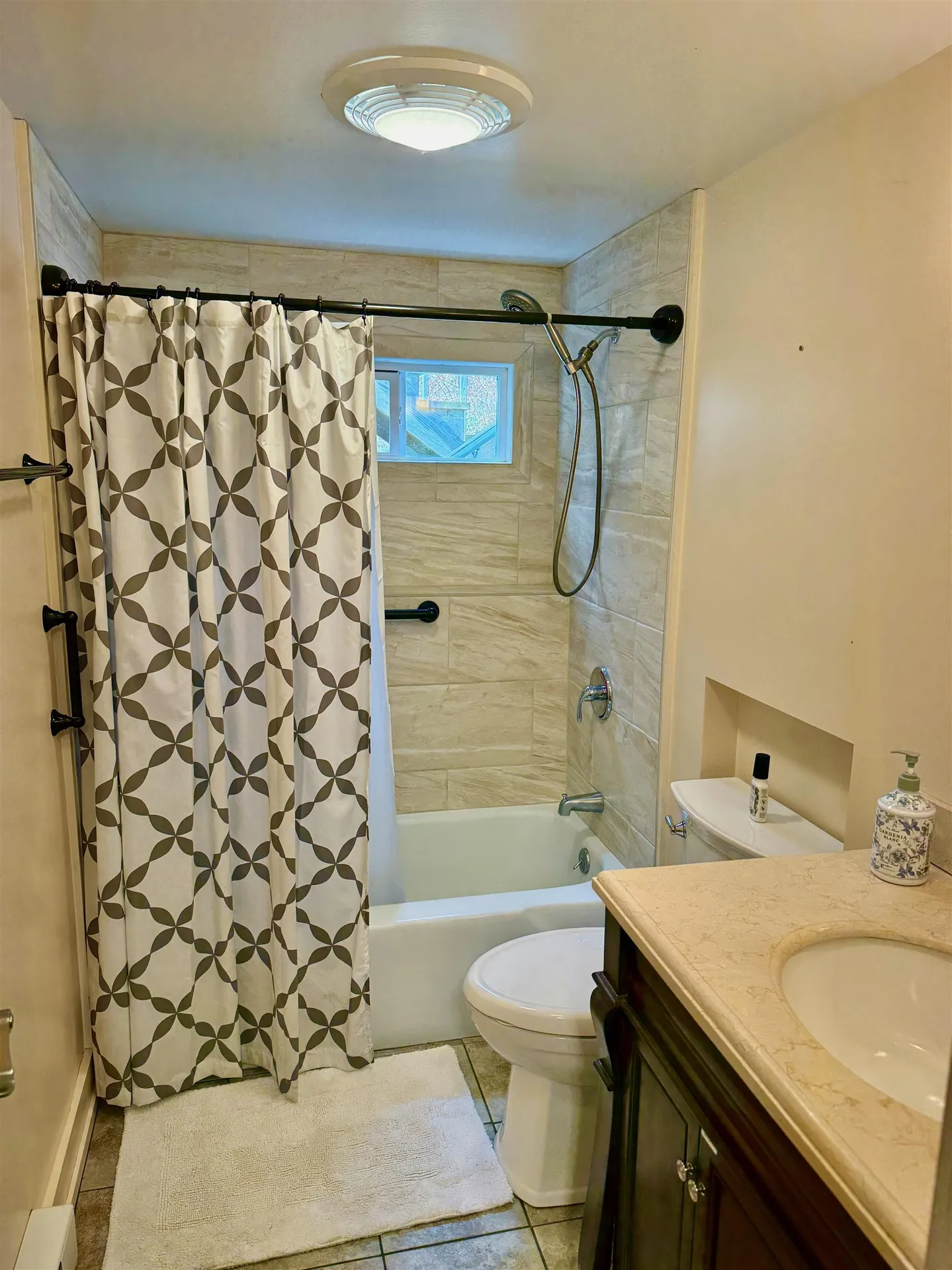 436 Mountain View Loop Rochester VT 05767