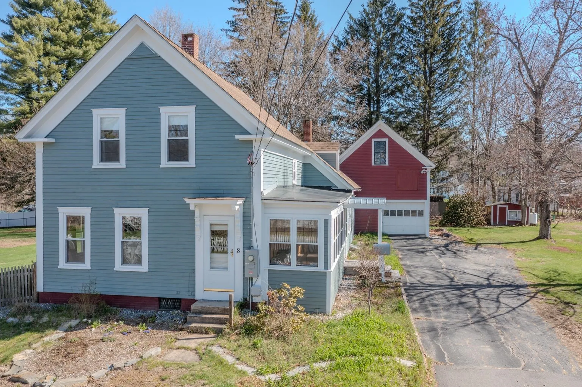 8 Adams Avenue Rochester NH 03867