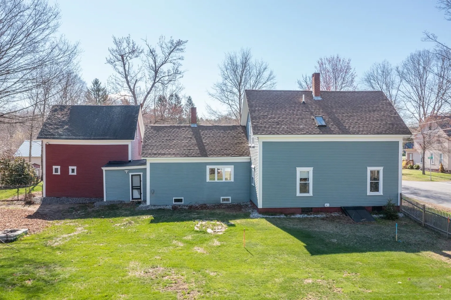 8 Adams Avenue Rochester NH 03867