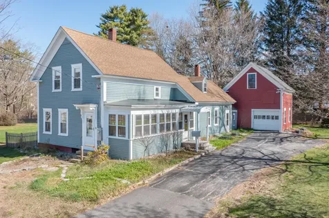 8 Adams Avenue Rochester NH 03867