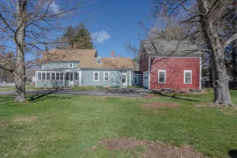 8 Adams Avenue Rochester NH 03867