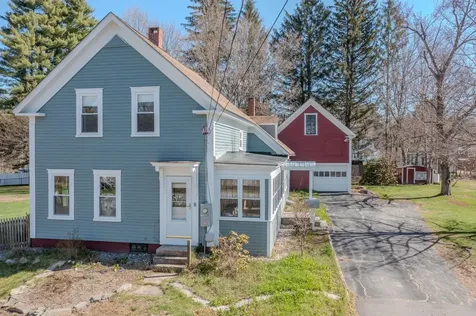 8 Adams Avenue Rochester NH 03867