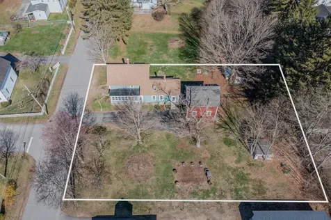8 Adams Avenue Rochester NH 03867