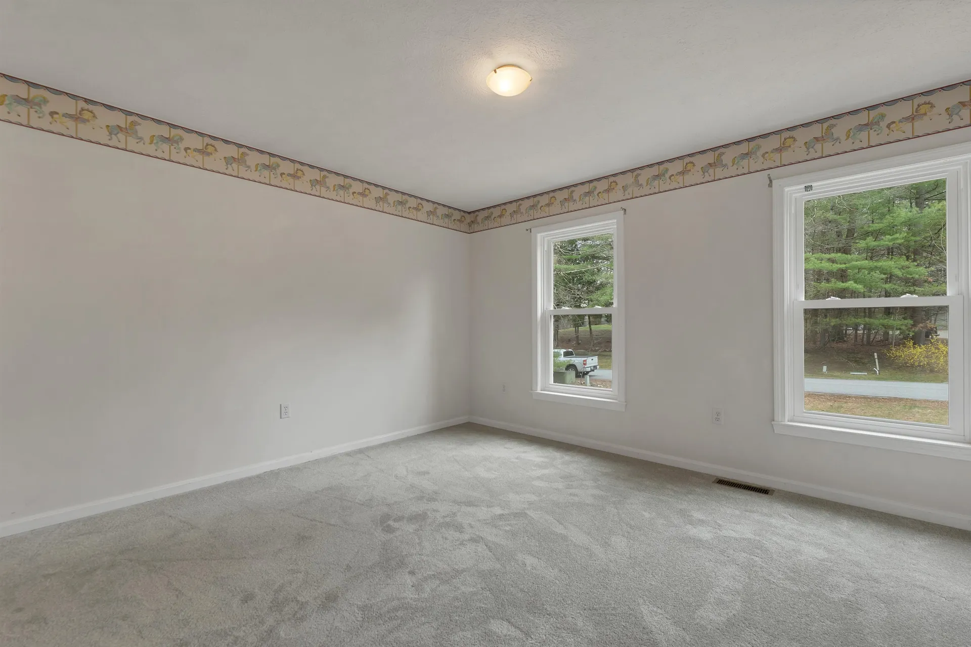 9 Isabella Drive Londonderry NH 03053