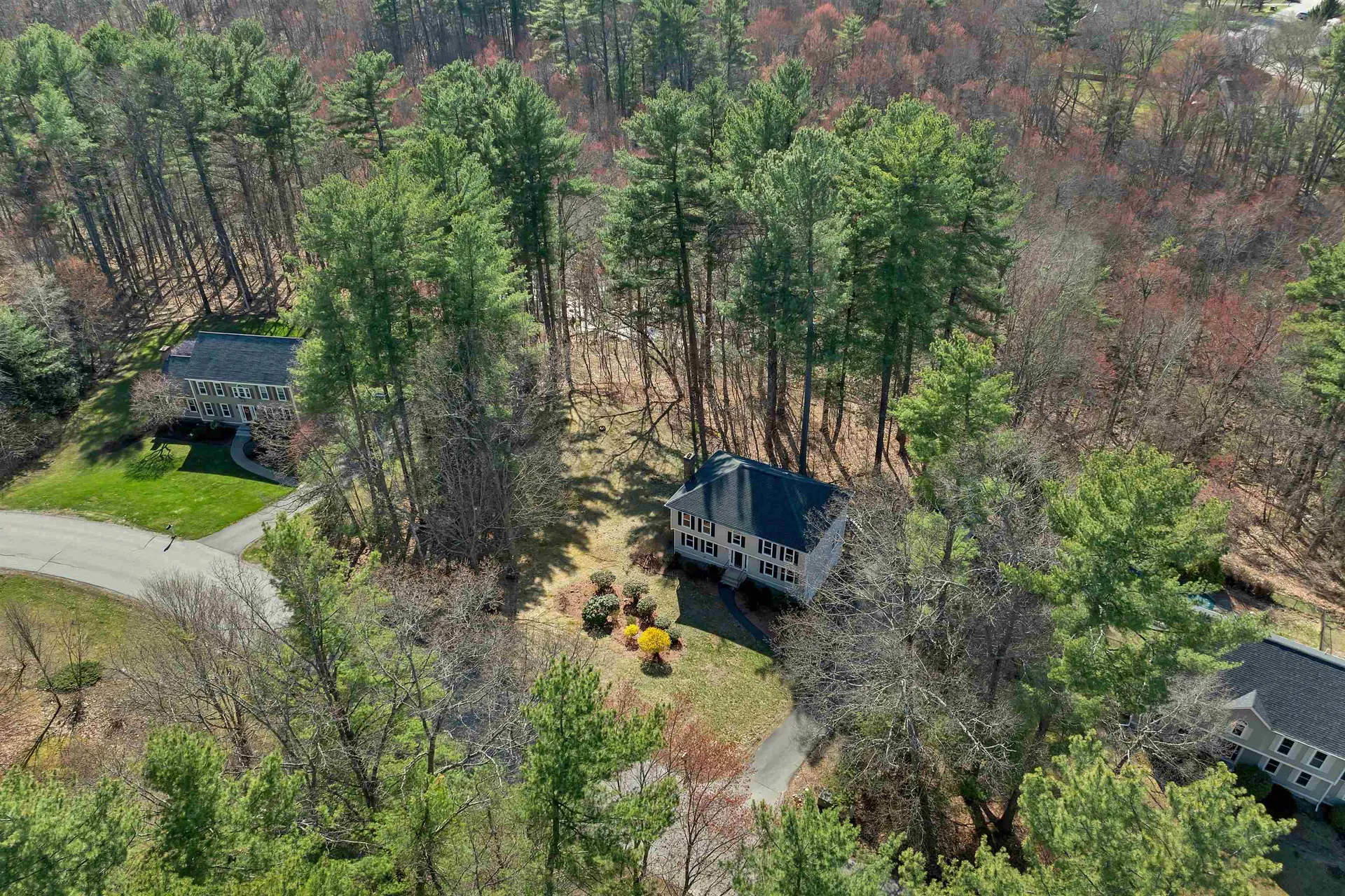9 Isabella Drive Londonderry NH 03053