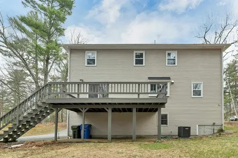 9 Isabella Drive Londonderry NH 03053