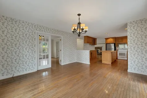 9 Isabella Drive Londonderry NH 03053