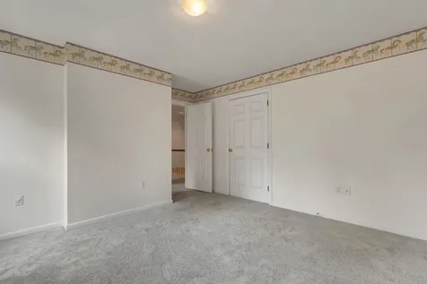 9 Isabella Drive Londonderry NH 03053