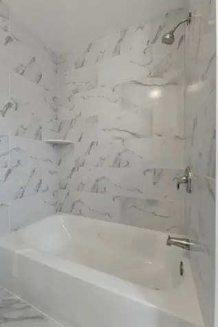 9 Isabella Drive Londonderry NH 03053