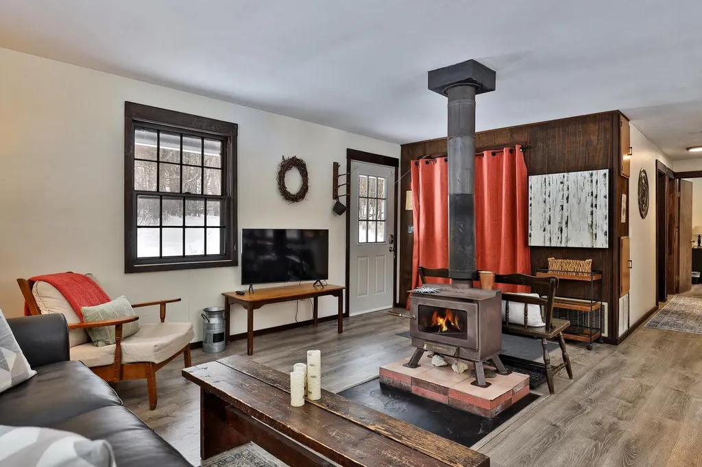 283 Goodrich Road Ira VT 05777