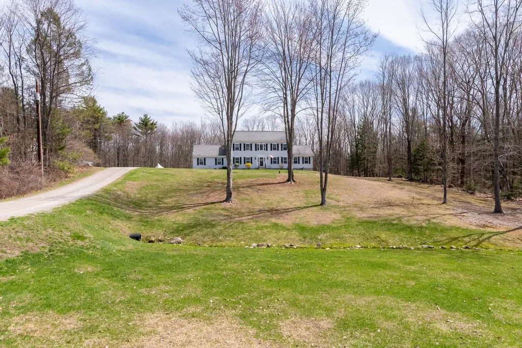 67 Bedford Avenue Gilford NH 03249