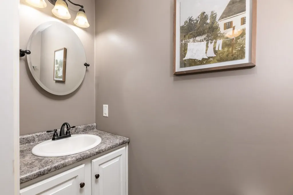 67 Bedford Avenue Gilford NH 03249