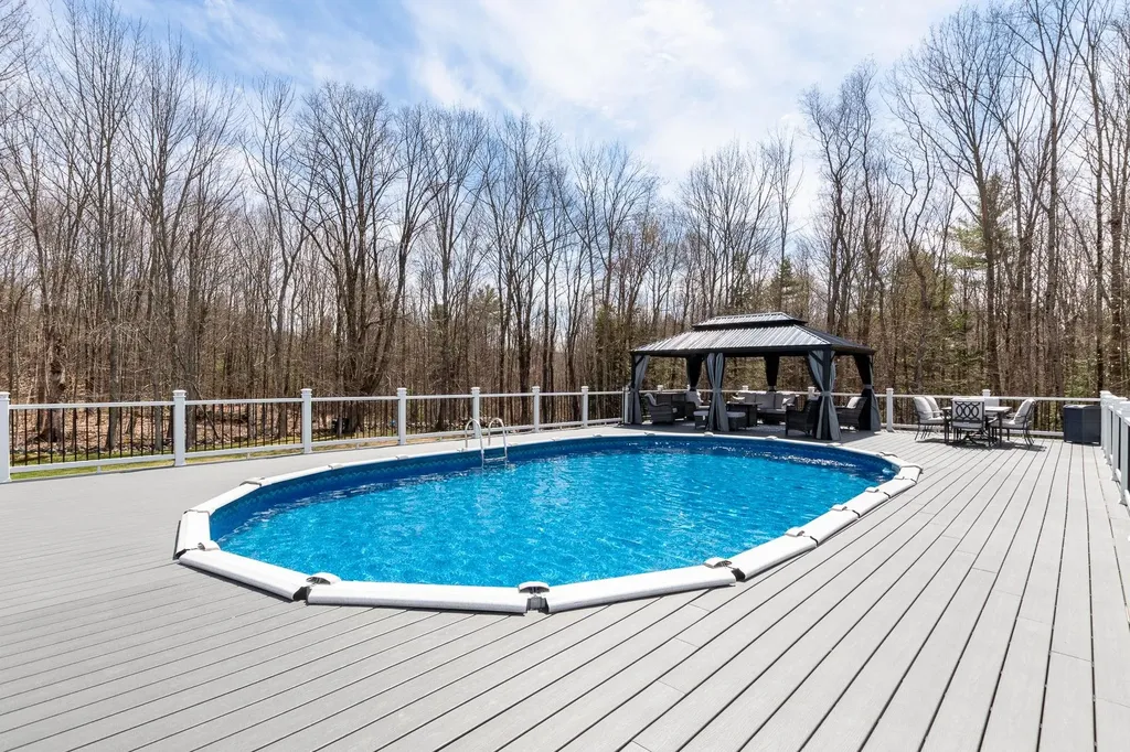 67 Bedford Avenue Gilford NH 03249