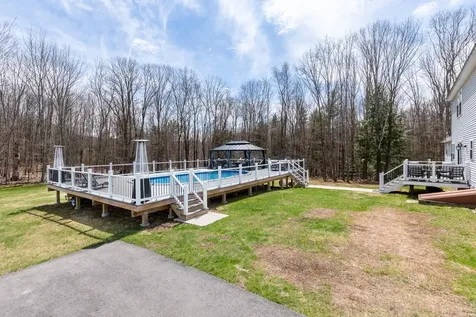 67 Bedford Avenue Gilford NH 03249