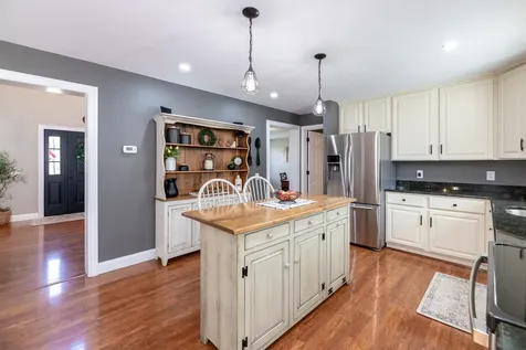 67 Bedford Avenue Gilford NH 03249
