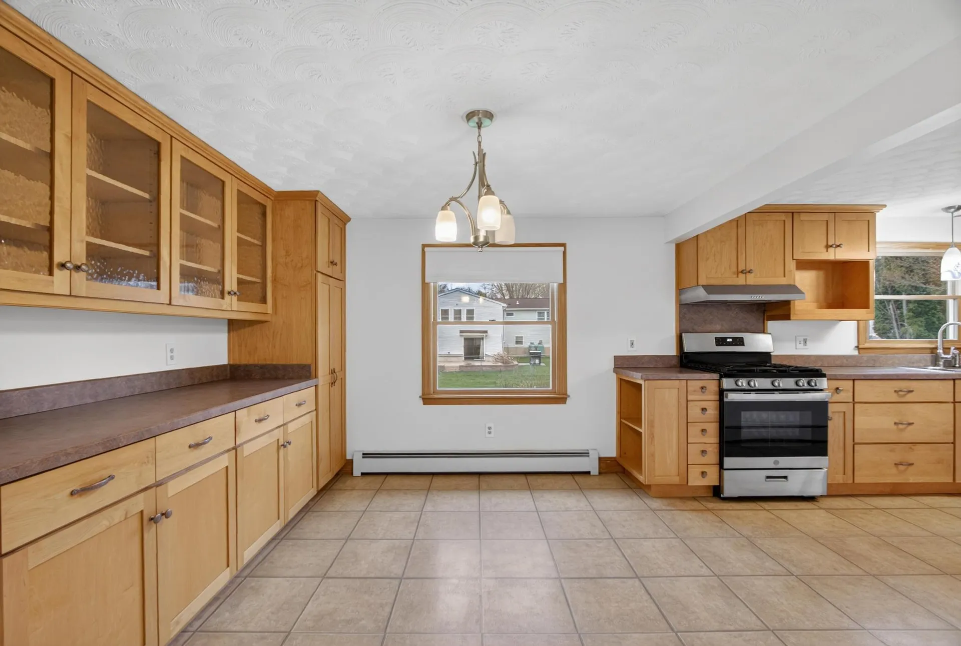 13 Darryl Lane Salem NH 03079