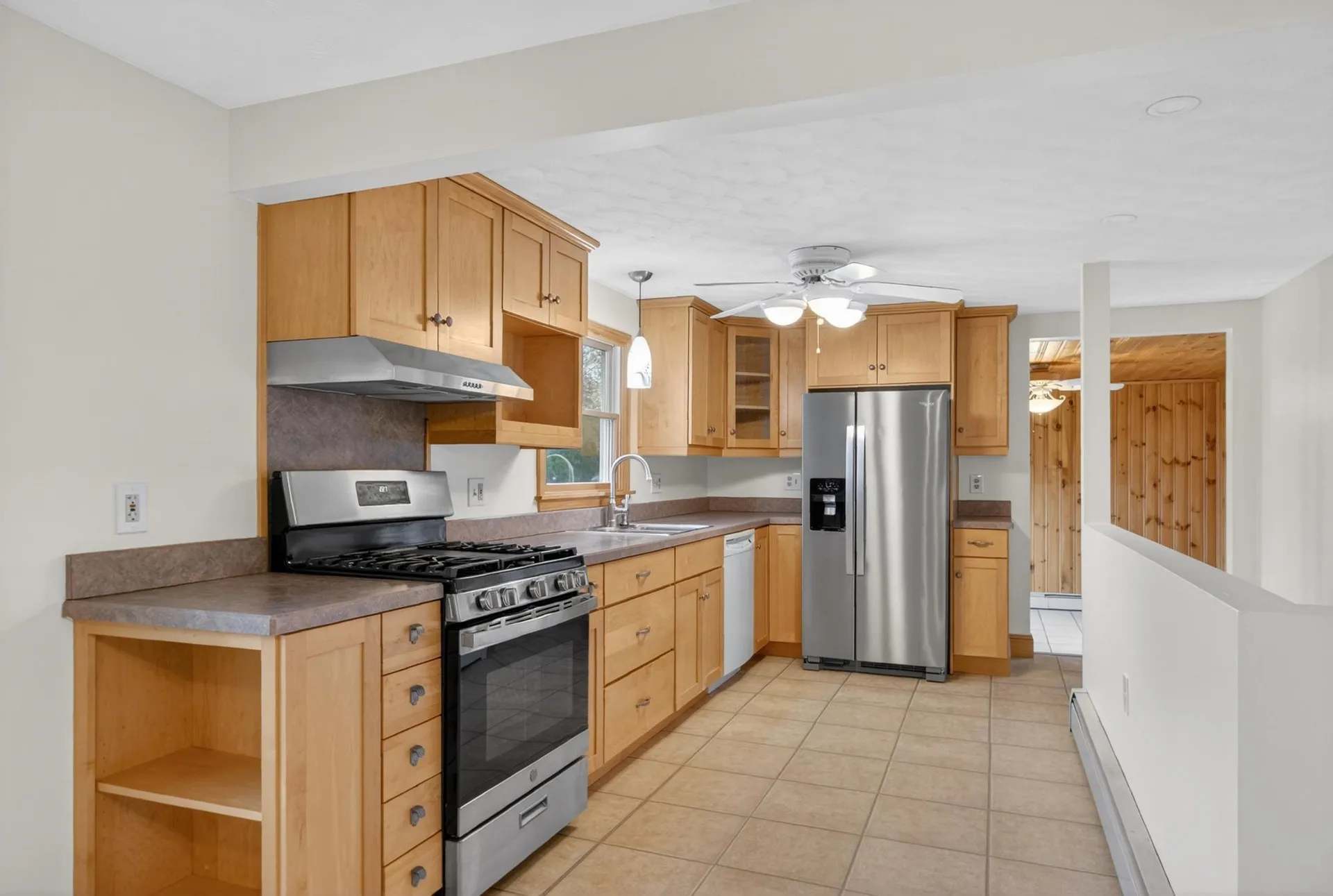 13 Darryl Lane Salem NH 03079