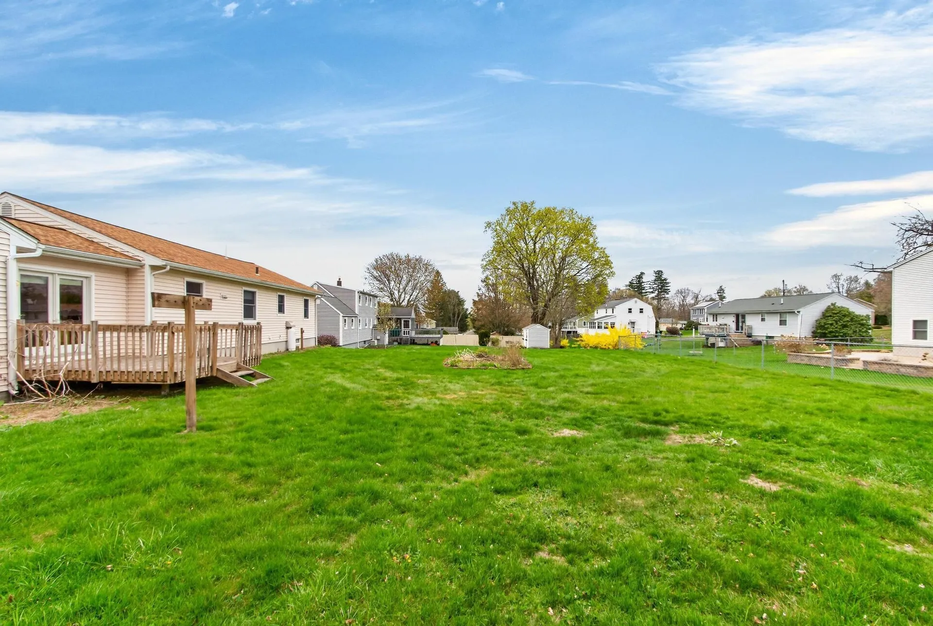 13 Darryl Lane Salem NH 03079