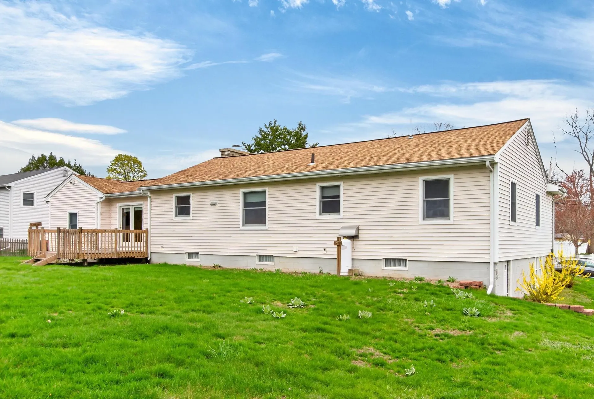13 Darryl Lane Salem NH 03079