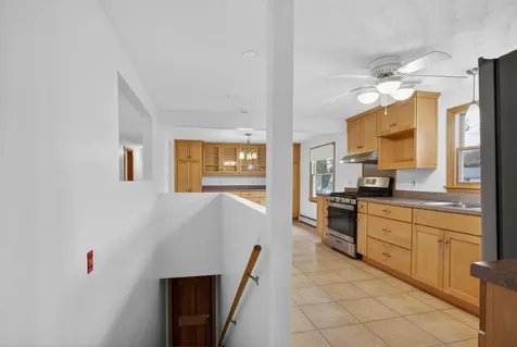 13 Darryl Lane Salem NH 03079
