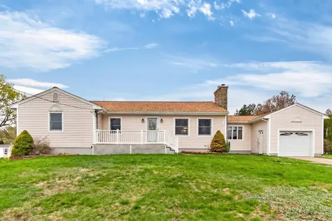 13 Darryl Lane Salem NH 03079
