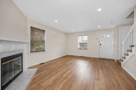 64 Cadogan Way Nashua NH 03062