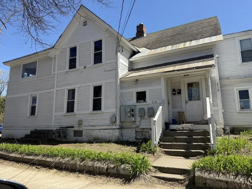 210-212 North Willard Street Burlington VT 05401