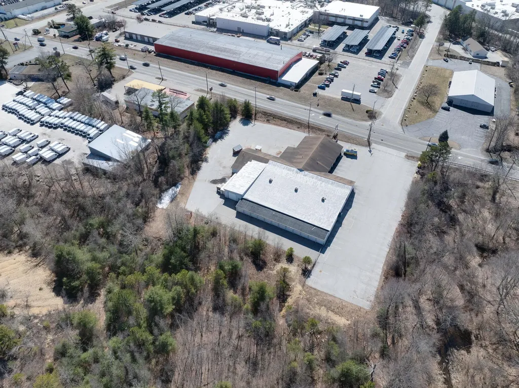1371 Hooksett Road Hooksett NH 03106