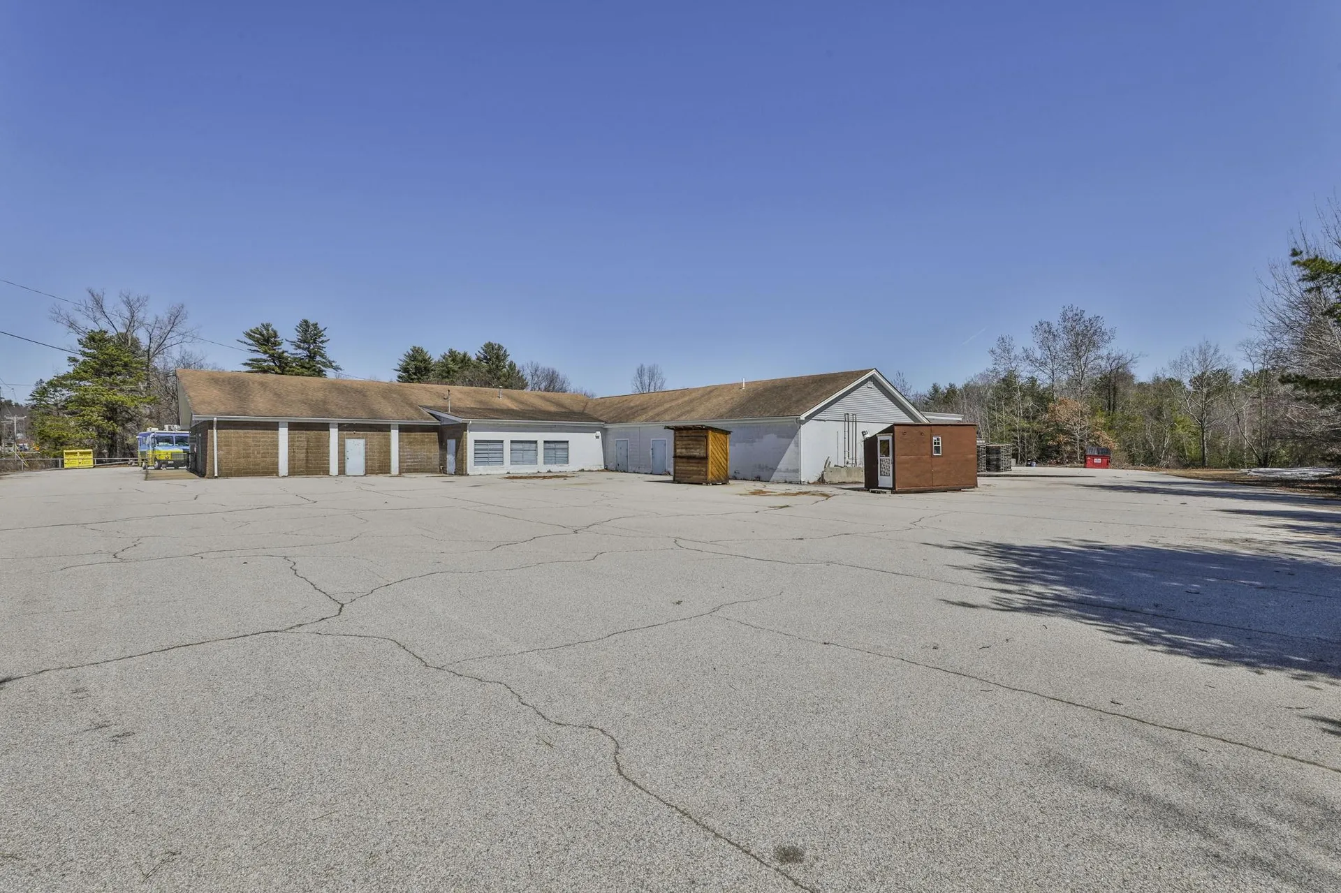 1371 Hooksett Road Hooksett NH 03106