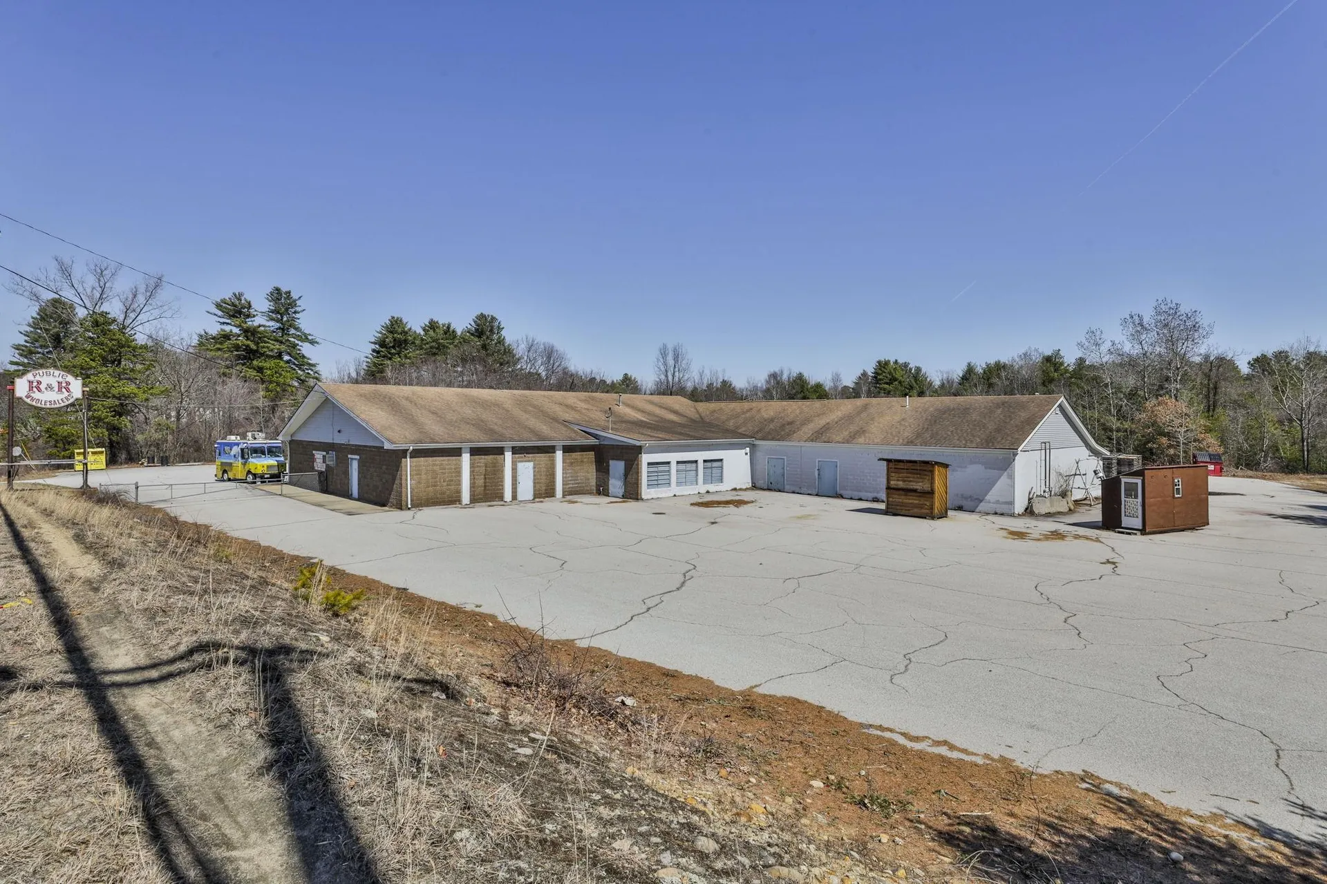 1371 Hooksett Road Hooksett NH 03106