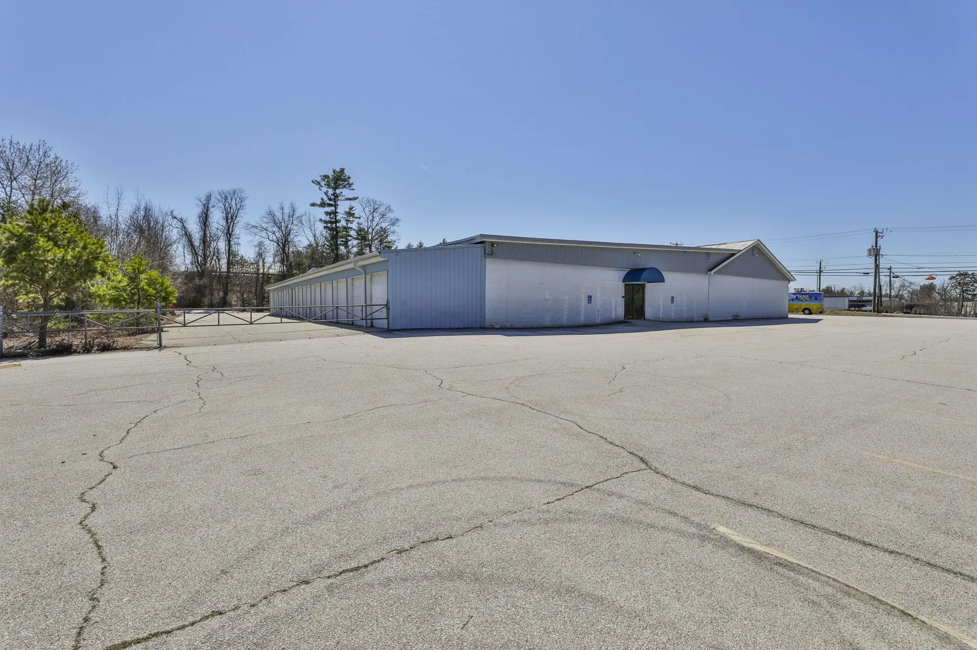 1371 Hooksett Road Hooksett NH 03106