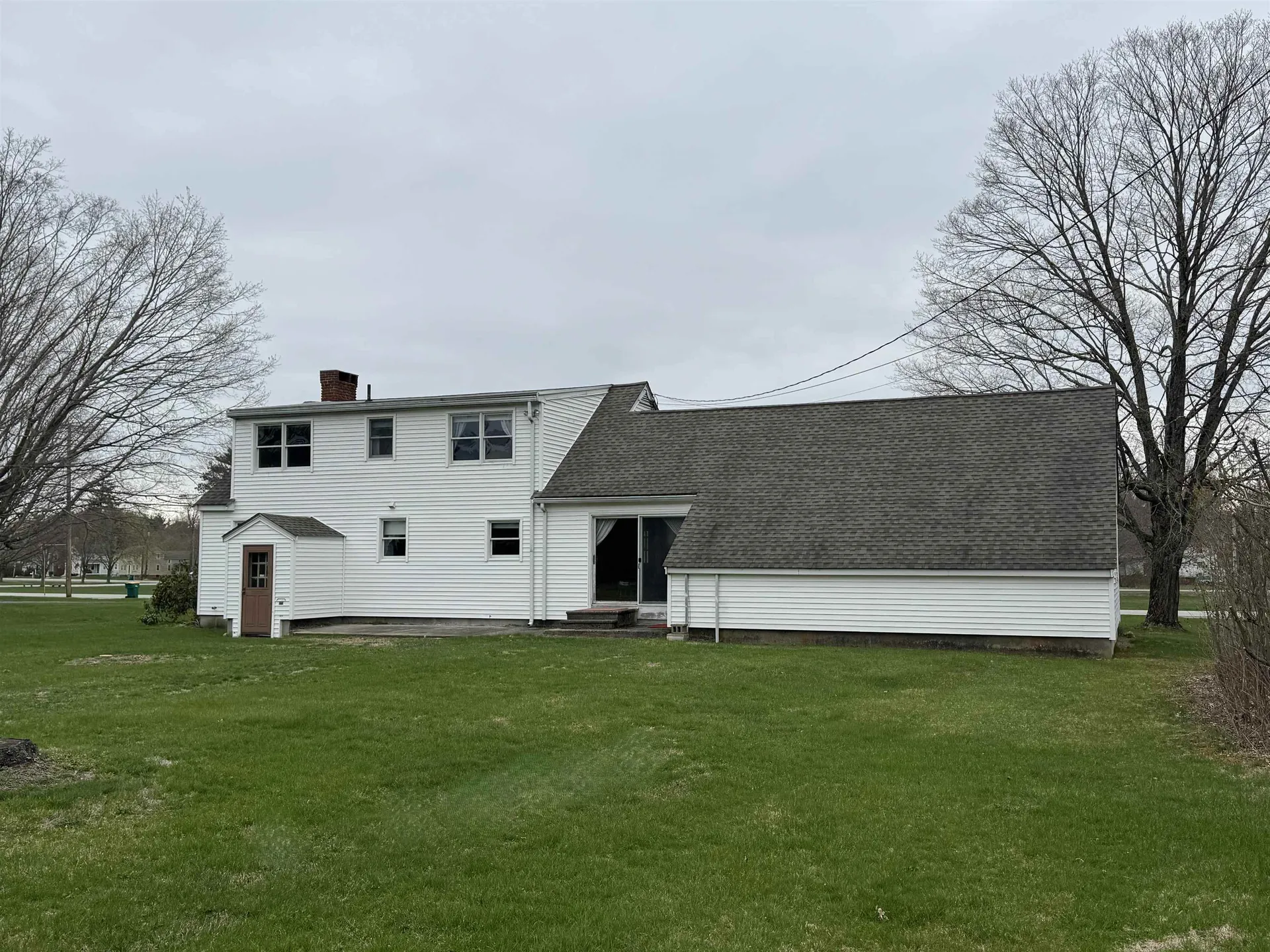 144 Main Street Kingston NH 03848