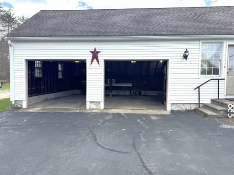144 Main Street Kingston NH 03848