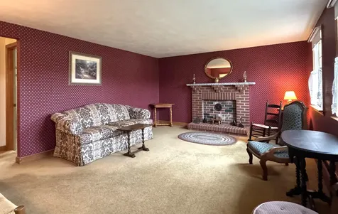 144 Main Street Kingston NH 03848