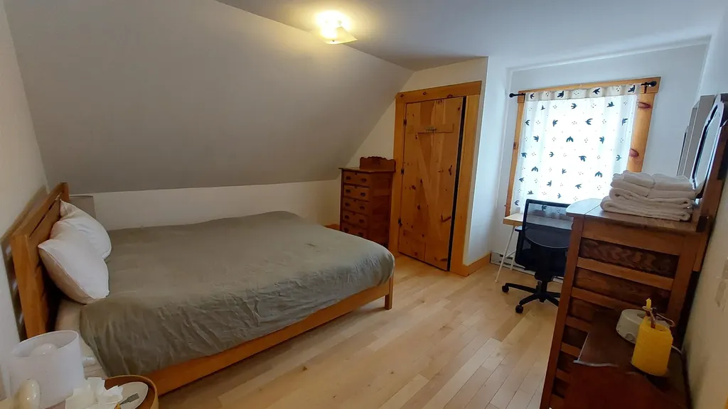 23 Turner Hill Road Grafton VT 05146