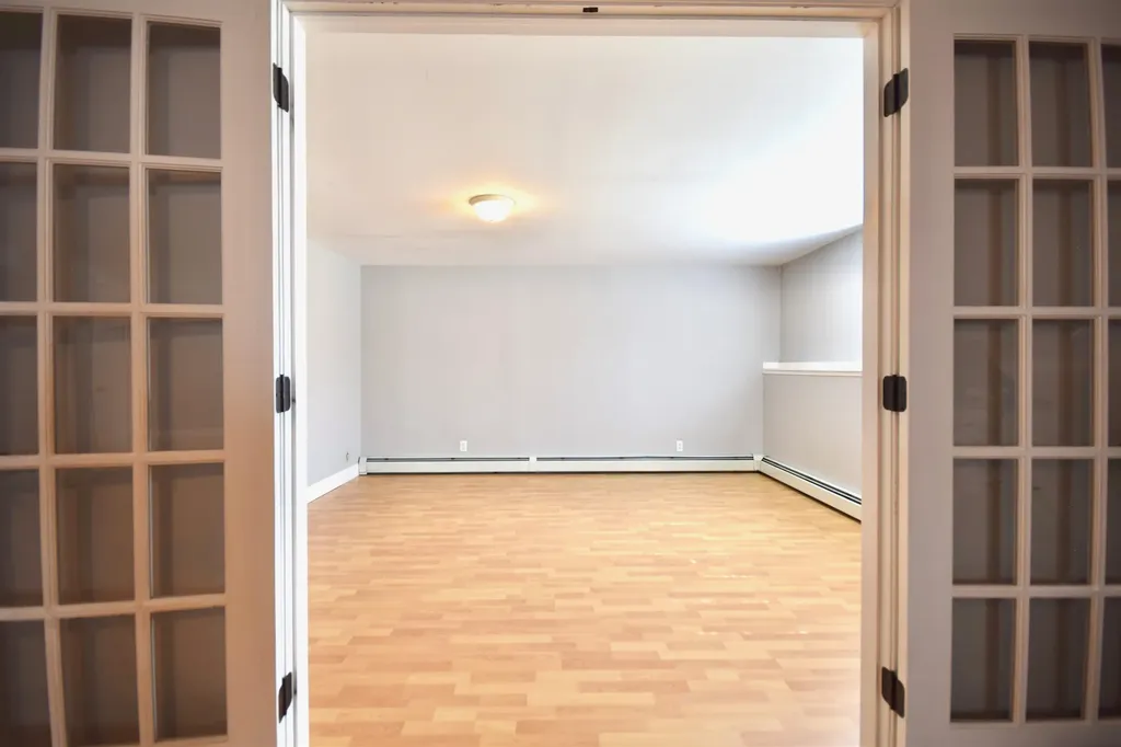 24 Cabot Court South Burlington VT 05403