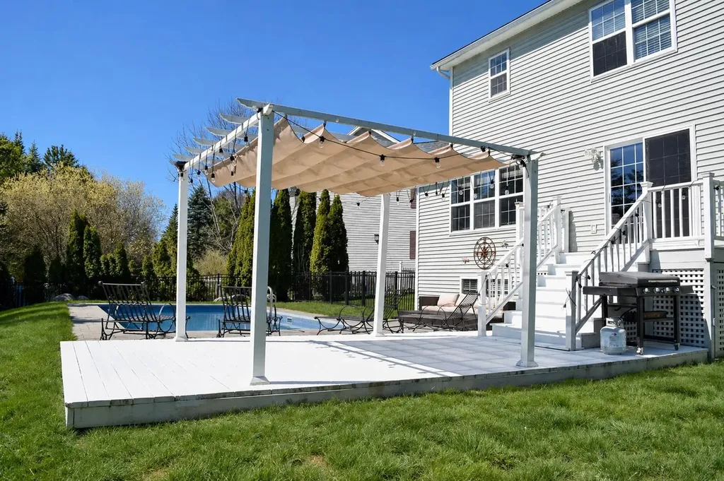 24 Cabot Court South Burlington VT 05403