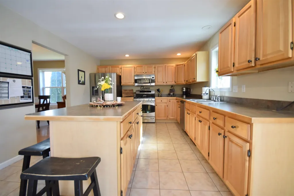 24 Cabot Court South Burlington VT 05403