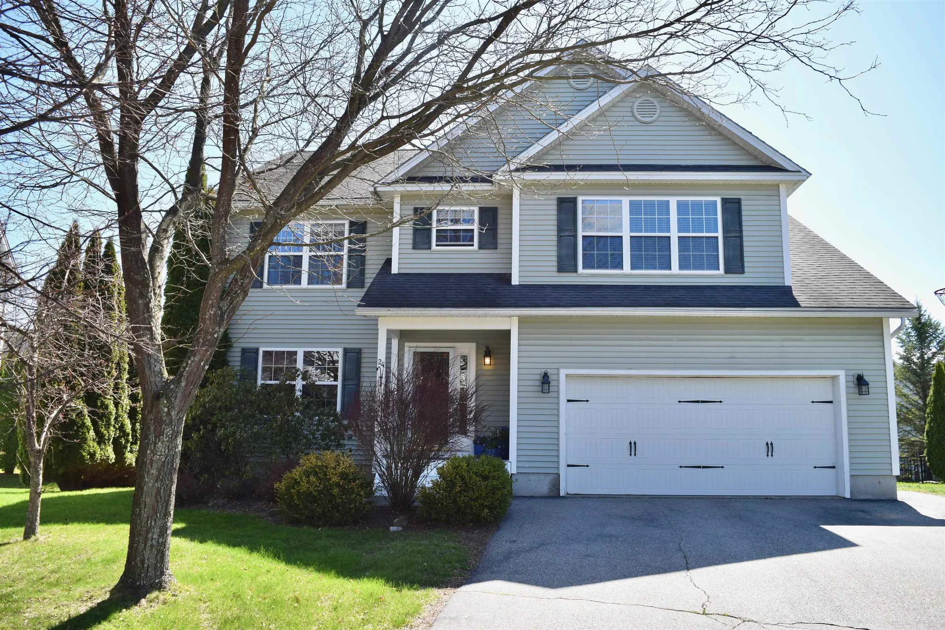 24 Cabot Court South Burlington VT 05403