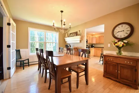 24 Cabot Court South Burlington VT 05403