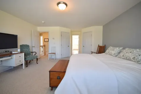 24 Cabot Court South Burlington VT 05403