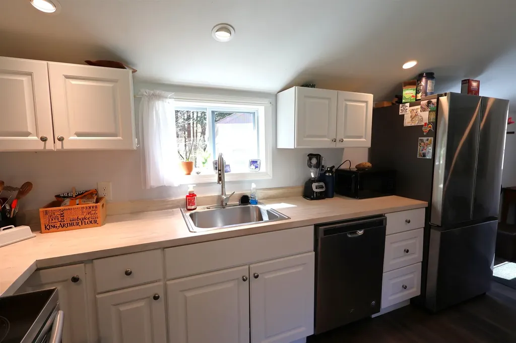 1013 Jericho Road Hartford VT 05001