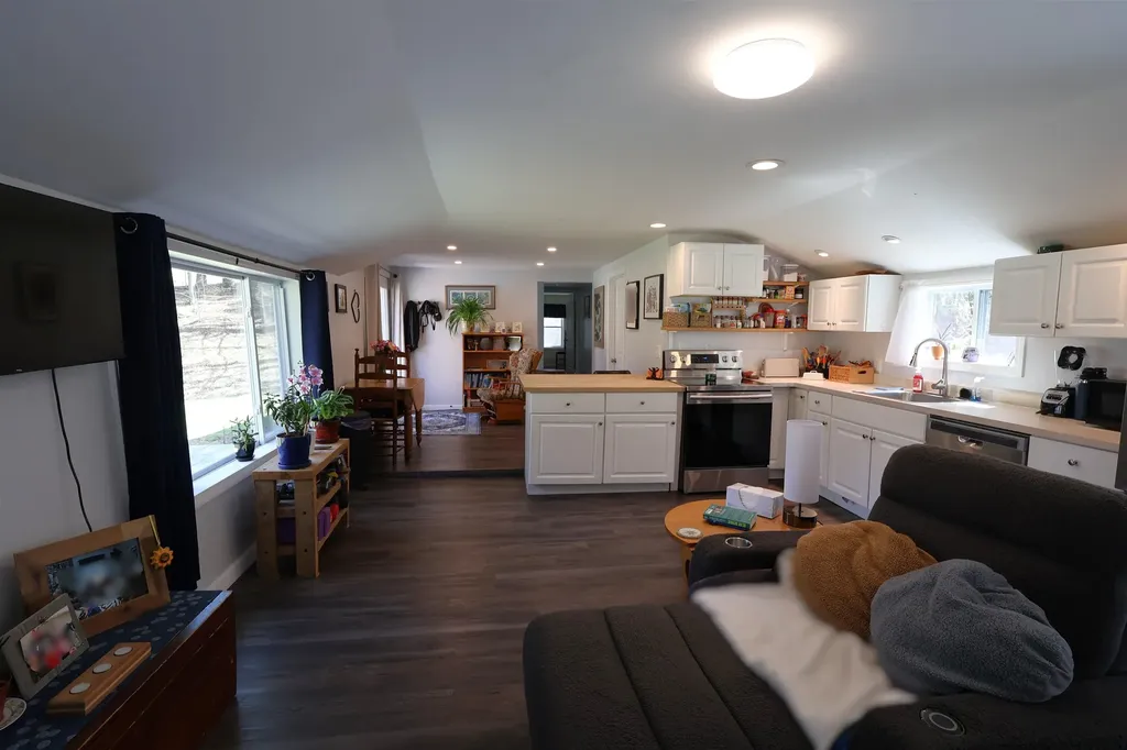 1013 Jericho Road Hartford VT 05001