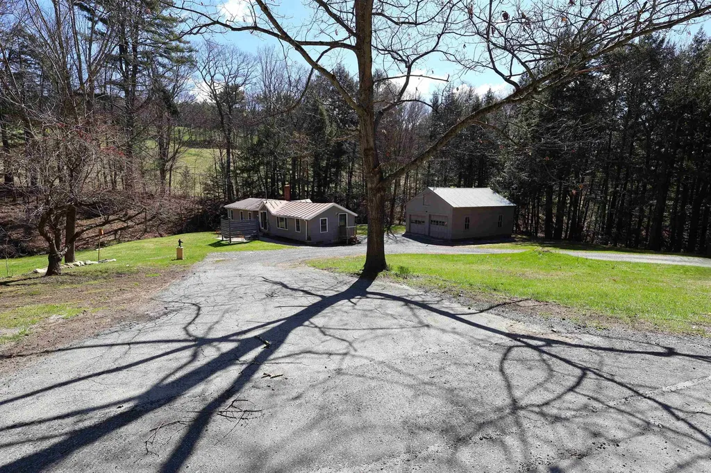 1013 Jericho Road Hartford VT 05001