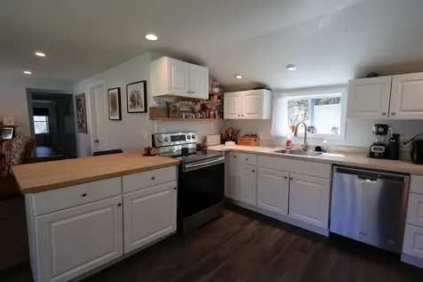 1013 Jericho Road Hartford VT 05001