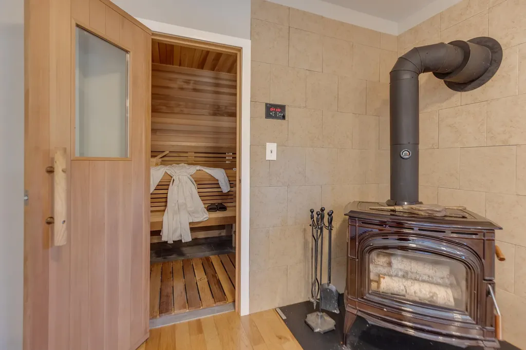 79 Nason Road Sugar Hill NH 03586