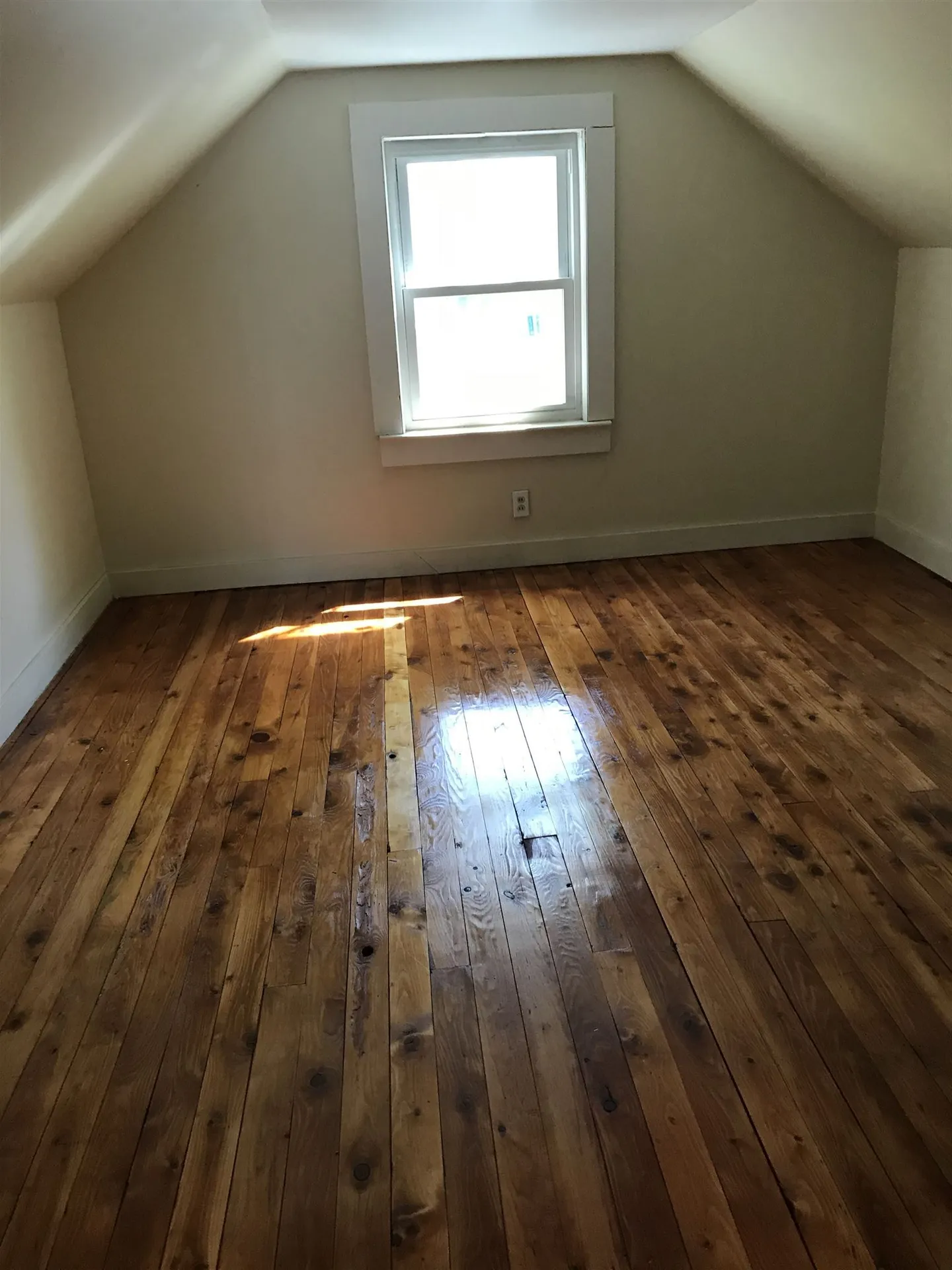30 Millville Street Salem NH 03079
