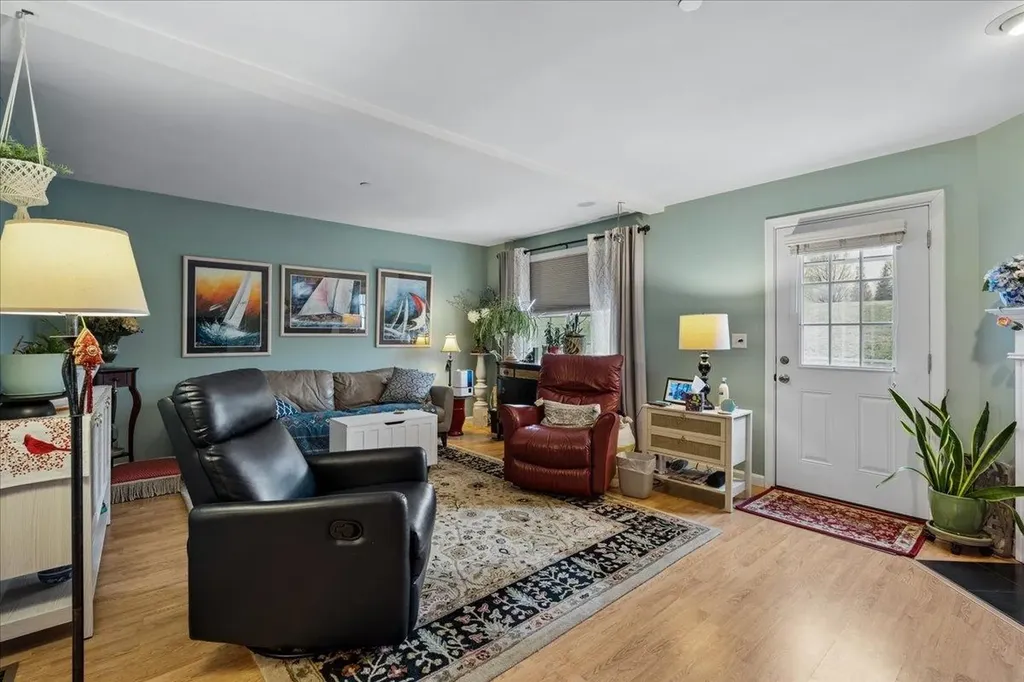 214 Cardigan Drive Pembroke NH 03275